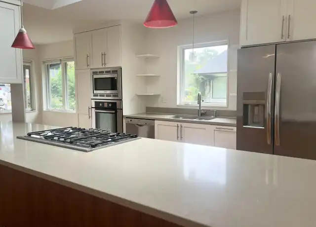 Property at 626 Smedes Pl, Raleigh, NC, 27605, 3 beds, 2 baths, [object Object]
