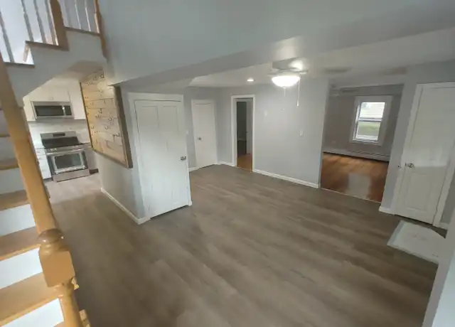Property at 15 Stock Pl, Manchester, CT, 06042, 3 beds, 2 baths, [object Object]