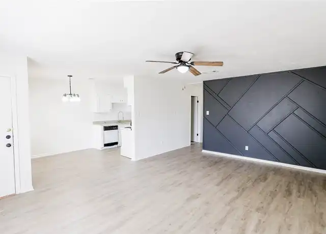 Property at 1202 Airline Dr, College Station, TX, 77845, 2 beds, 1 bath, [object Object]
