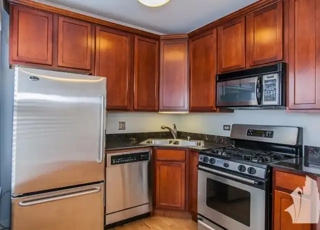 Property at 630 W Roscoe St, Chicago, IL, 60657, 2 beds, 1 bath, [object Object]