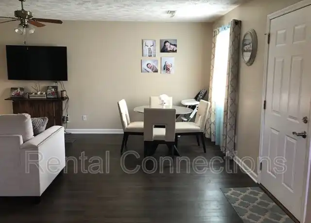 Property at 103 N Bentley St Unit C, Marion, IL, 62959, 2 beds, 1 bath, [object Object]