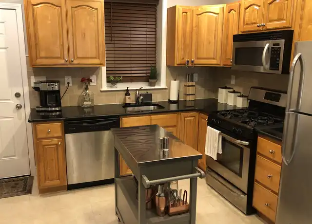 Property at 524 Dudley St, Philadelphia, PA, 19148, 2 beds, 1 bath, [object Object]