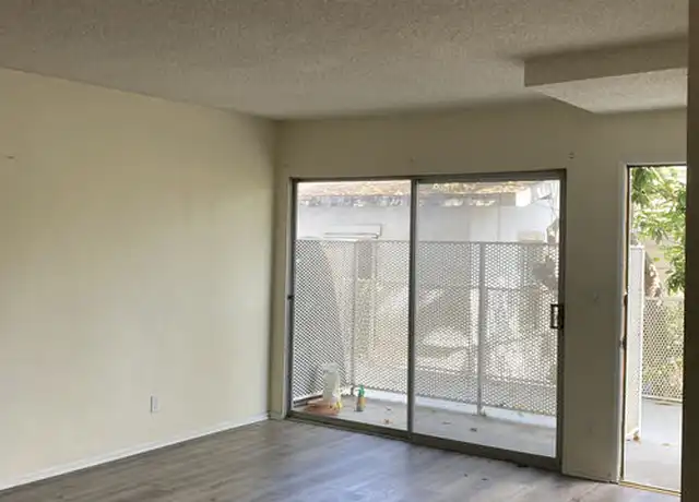 Property at 844 6th St Unit 3, Santa Monica, CA, 90403, 1 bed, 1 bath, [object Object]