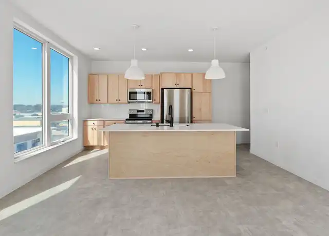 Property at 686 Mike McCarthy Way Unit 420, Ashwaubenon, WI, 54304, 2 beds, 1 bath, [object Object]