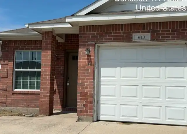 Property at 913 Walnut St, Burleson, TX, 76028, 3 beds, 2 baths, [object Object]