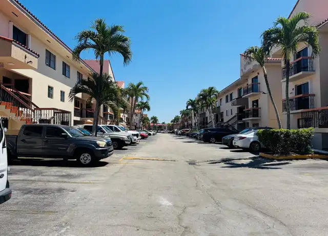 Property at 5650 W 26th Ct #206, Hialeah, FL, 33016, 2 beds, 1.5 baths, [object Object]