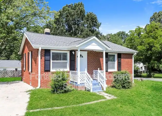 Property at 630 Lincoln St, Burlington, NC, 27217, 3 beds, 1 bath, [object Object]