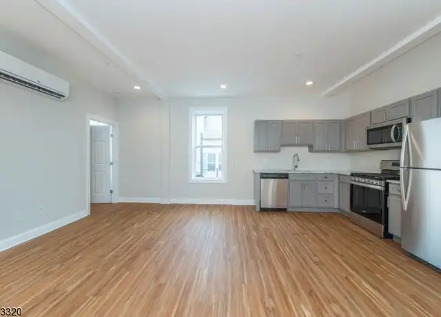 Property at 124 Main St #4, Newton, NJ, 07860, 2 beds, 1 bath, [object Object]