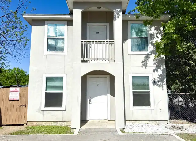 Property at 1627 N Navidad St Unit 101, San Antonio, TX, 78201, 3 beds, 2 baths, [object Object]