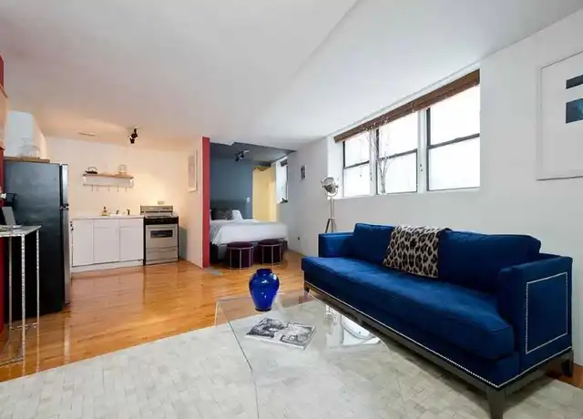 Property at 165 Christopher St Unit LQQ, New York, NY, 10014, 0 beds, 1 bath, [object Object]