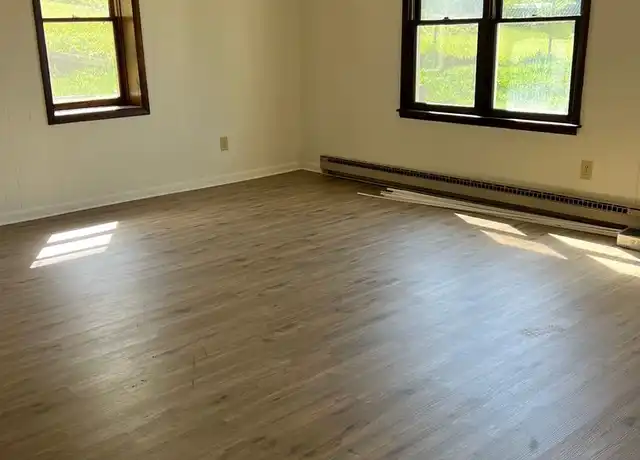 Property at 365 Weaverville Rd Unit 12, Asheville, NC, 28804, 1 bed, 1 bath, [object Object]