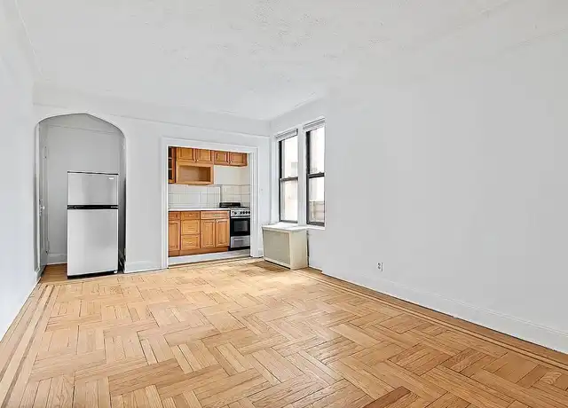Property at 4333 46th St Unit B16, Sunnyside, NY, 11104, 1 bed, 1 bath, [object Object]