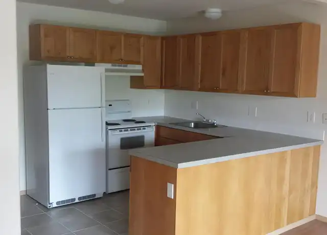 Property at 678 SE Hogan Rd Unit 103, Gresham, OR, 97080, 2 beds, 2 baths, [object Object]