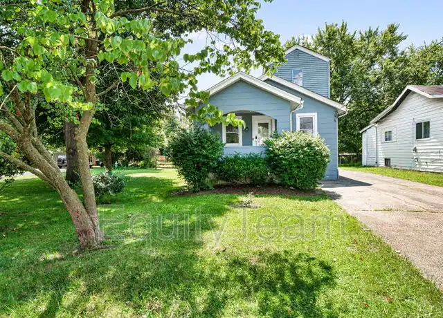 Property at 4637 Alpine Ave, Blue Ash, OH, 45242, 3 beds, 2 baths, [object Object]