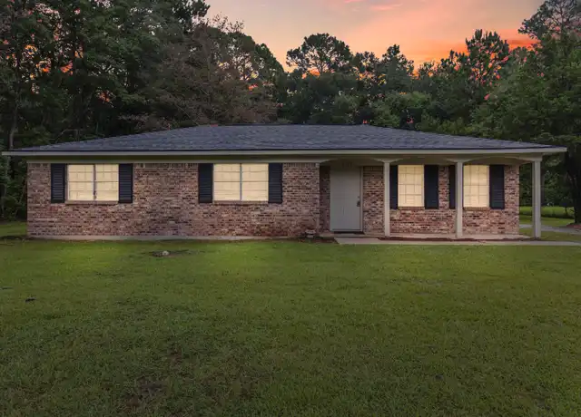 Property at 3523 York Rd, Mobile, AL, 36605, 3 beds, 1.5 baths, [object Object]