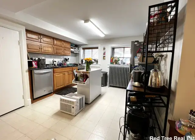 Property at 1748 Beacon St Unit 10, Brookline, MA, 02445, 2 beds, 1 bath, [object Object]