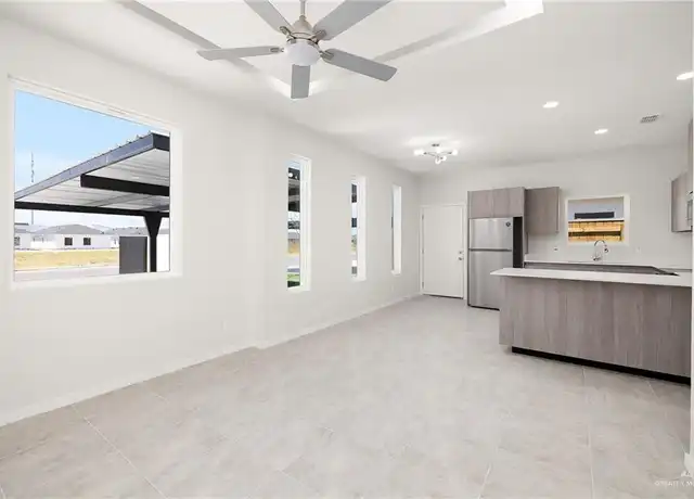 Property at 402 N Alexandrite Ave Unit 1, Edinburg, TX, 78541, 2 beds, 2 baths, [object Object]