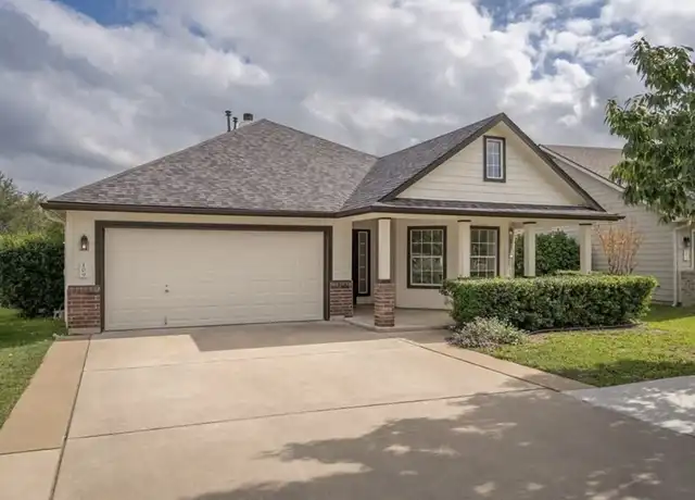 Property at 109 Greenside Ln, Georgetown, TX, 78633, 4 beds, 2 baths, [object Object]
