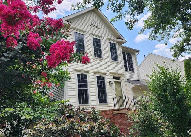 Photo of 43555 Hyland Hills St, Chantilly, VA 20152
