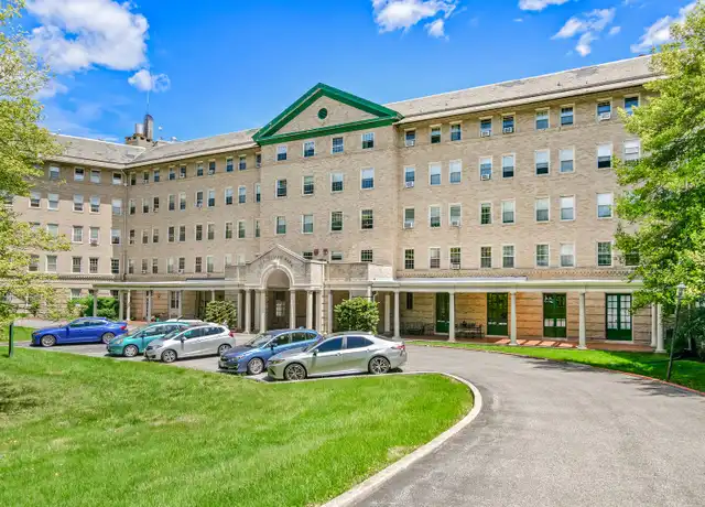 Property at 3925 Beech Ave Unit 206, Baltimore, MD, 21211, 1 bed, 1 bath, [object Object]