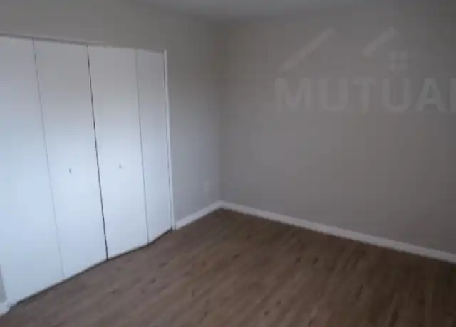 Property at 1490 Nancywood Dr Unit 11, Waterford Township, MI, 48327, 1 bed, 1 bath, [object Object]