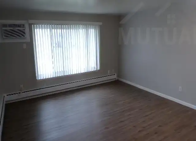 Property at 1490 Nancywood Dr Unit 11, Waterford Township, MI, 48327, 1 bed, 1 bath, [object Object]