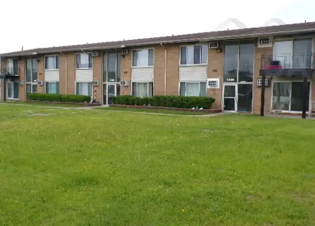 Property at 1490 Nancywood Dr Unit 11, Waterford Township, MI, 48327, 1 bed, 1 bath, [object Object]