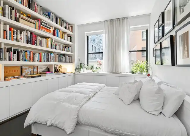 Property at 15 Broad St #2302, New York, NY, 10005, 3 beds, 1 bath, [object Object]