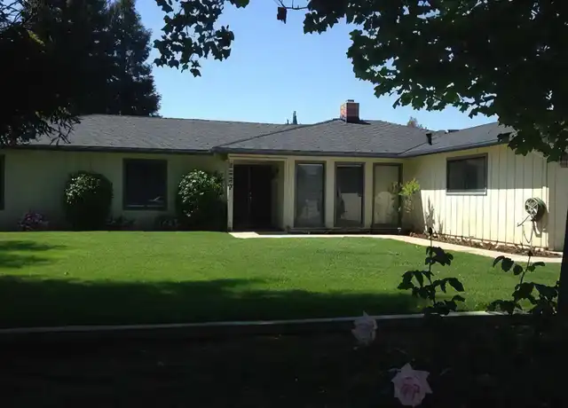 Property at 2227 S Dollner St, Visalia, CA, 93277, 3 beds, 2 baths, [object Object]