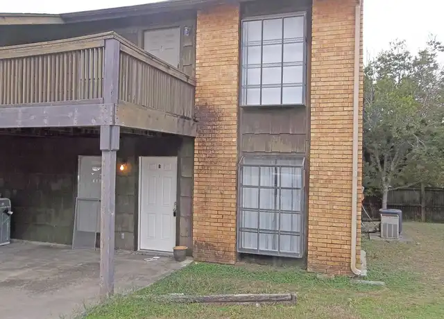 Property at 611 Bracewood Cir Unit B" 1, San Marcos, TX, 78666, 2 beds, 1 bath, [object Object]