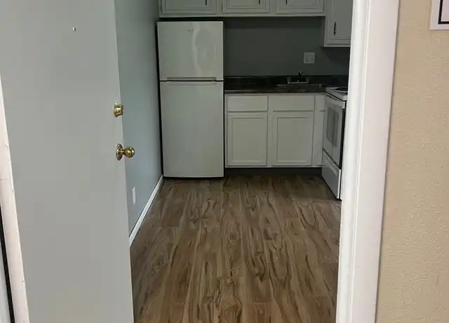 Property at 1345 Meadowview Dr Unit 1365-01, Marion, IA, 52302, 1 bed, 1 bath, [object Object]