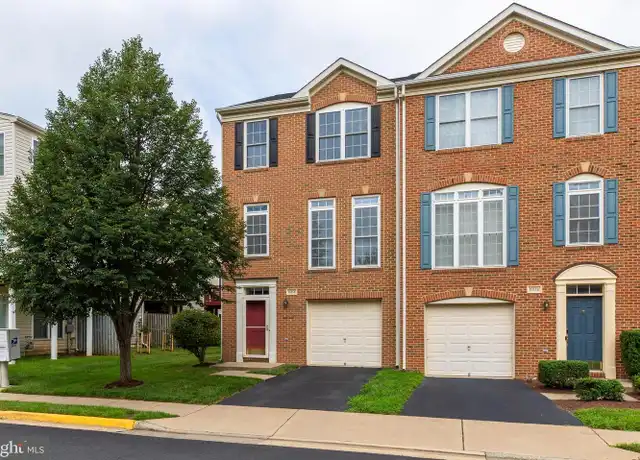 Property at 5214 Prairie Willow Ln, Centreville, VA, 20120, 3 beds, 3.5 baths, [object Object]