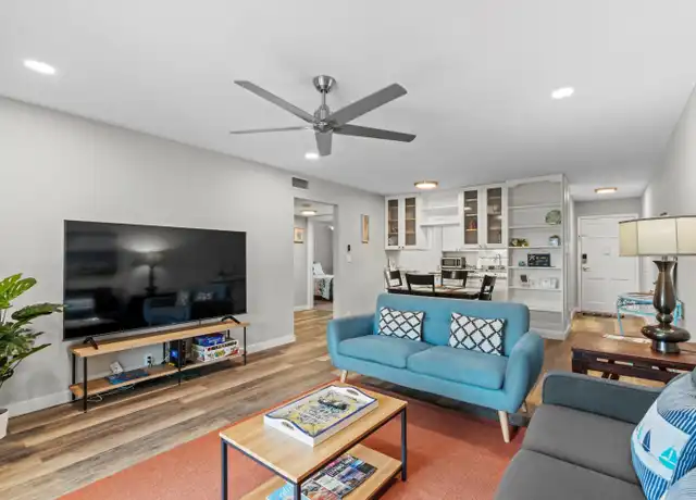 Property at 22 Comares Ave Unit 7A, Saint Augustine, FL, 32080, 2 beds, 1 bath, [object Object]