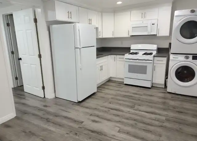 Property at 19226 Hartland St, Reseda, CA, 91335, 1 bed, 1 bath, [object Object]