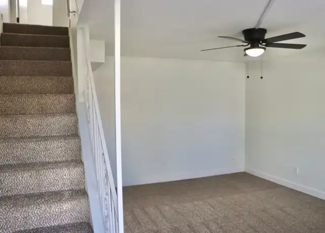 Property at 901 E Claremont St Unit 901 03, Phoenix, AZ, 85014, 2 beds, 1.5 baths, [object Object]