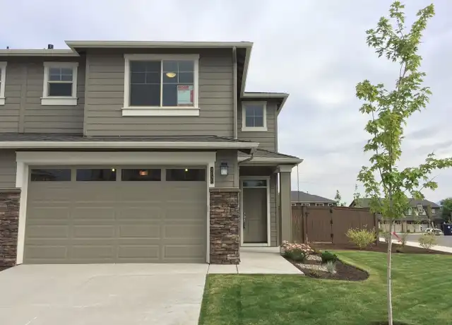 Property at 3035 SW Black Butte Ln, Redmond, OR, 97756, 3 beds, 2.5 baths, [object Object]