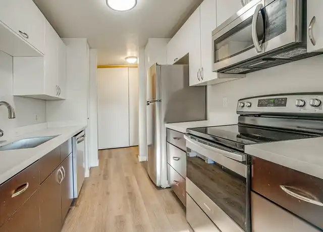 Property at Eastside Apartments LLC - 1064 Kirkland Ave NE, Renton, WA, 98056, 2 beds, 1 bath, [object Object]