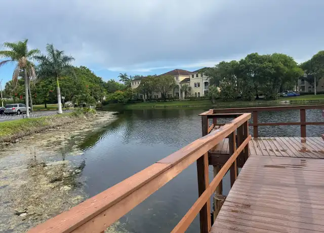 Property at 250 Jacaranda Dr #309, Plantation, FL, 33324, 2 beds, 2 baths, [object Object]