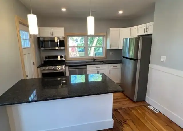 Property at 9 1/2 E Collins St Unit 1, Salem, MA, 01970, 3 beds, 1 bath, [object Object]