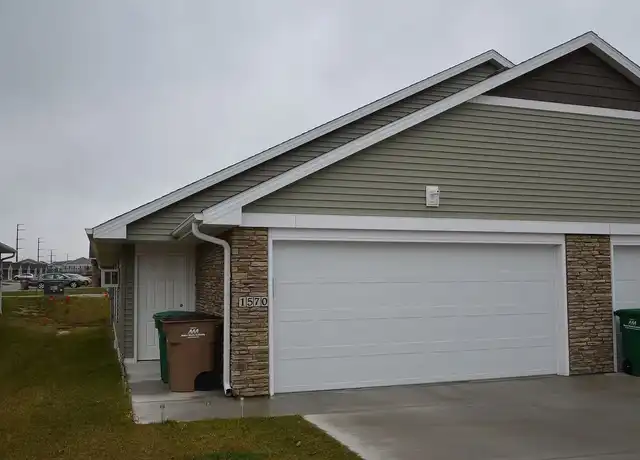 Property at Meadow Villas - 1550 28th Ave SW, Altoona, IA, 50009, 3 beds, 1 bath, [object Object]