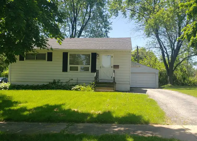 Property at 2701 Iroquois Rd, Waukegan, IL, 60087, 2 beds, 2 baths, [object Object]