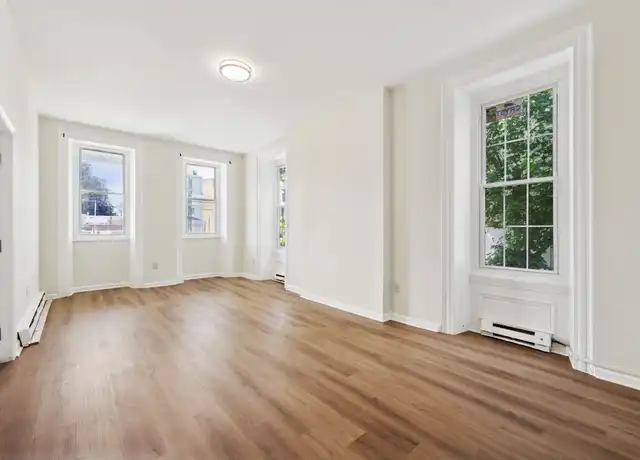 Property at 109 W Queen Ln Unit 111 1F, Philadelphia, PA, 19144, 2 beds, 1 bath, [object Object]