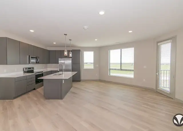 Photo of 4421 Bridle Ln, Lincoln, NE 68521