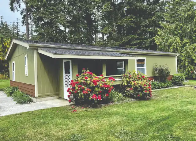 Property at 2026 Briarwood Dr, Oak Harbor, WA, 98277, 3 beds, 1.5 baths, [object Object]