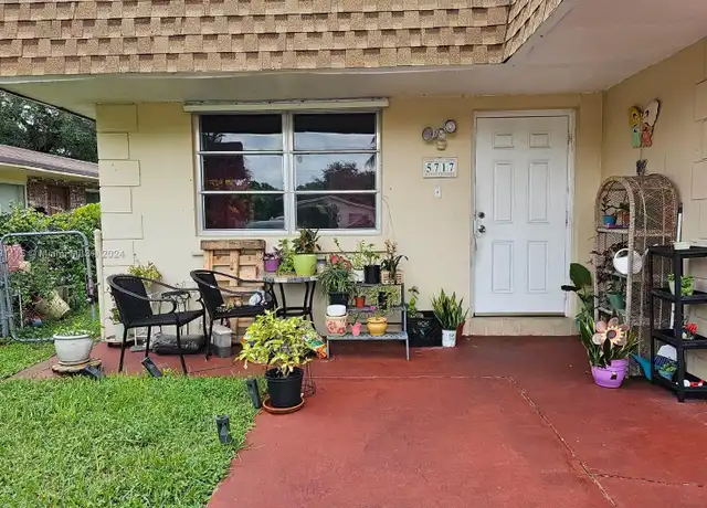 Property at 5717 Hayes St, Hollywood, FL, 33021, 2 beds, 1 bath, [object Object]