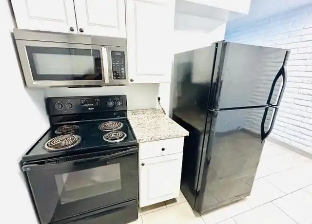 Property at 20 W Southern Ave, Mesa, AZ, 85210, 2 beds, 1 bath, [object Object]