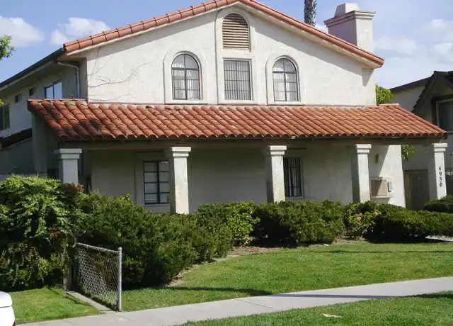 Property at 4930 Santa Cruz Ave Unit 1, San Diego, CA, 92107, 3 beds, 2.5 baths, [object Object]
