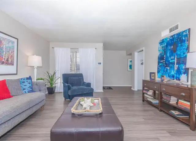 Property at 3125 Crestdale Dr Unit 1057, Houston, TX, 77080, 3 beds, 2 baths, [object Object]