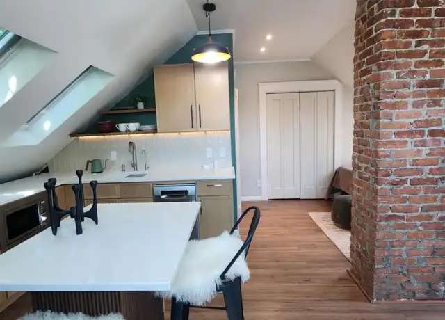 Property at 125 Cole Ave Unit 125B, Providence, RI, 02906, 0 beds, 1 bath, [object Object]