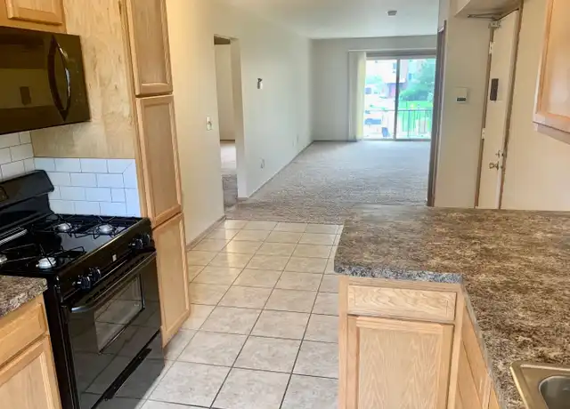 Property at 1960 Burton St SE Unit IVA03, Grand Rapids, MI, 49506, 2 beds, 1 bath, [object Object]